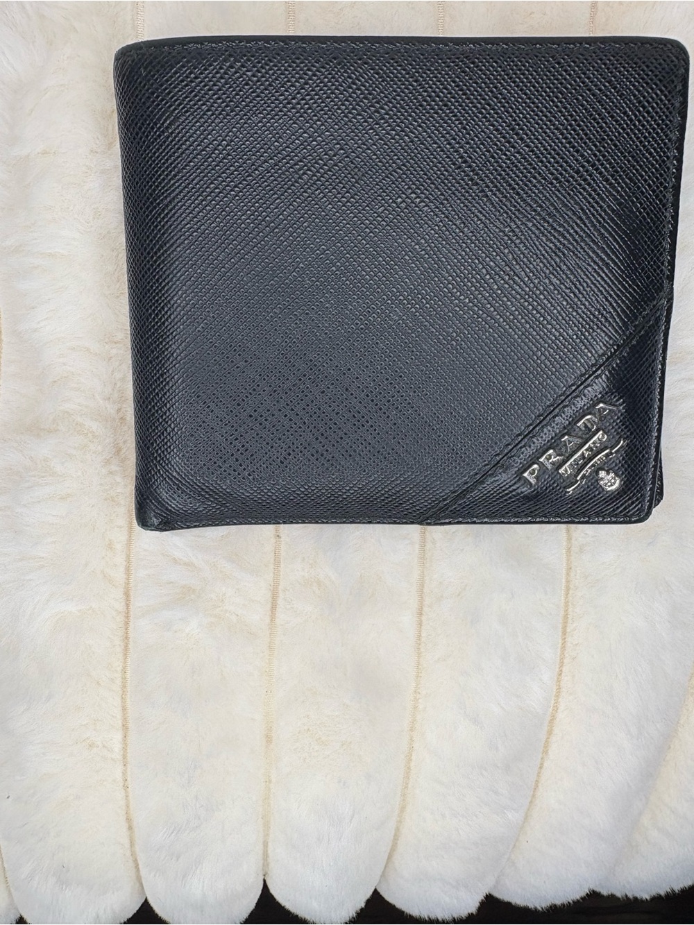 Authentic Prada Milano Saffiano Leather Bifold Wallet Black Mens Italy Luxury